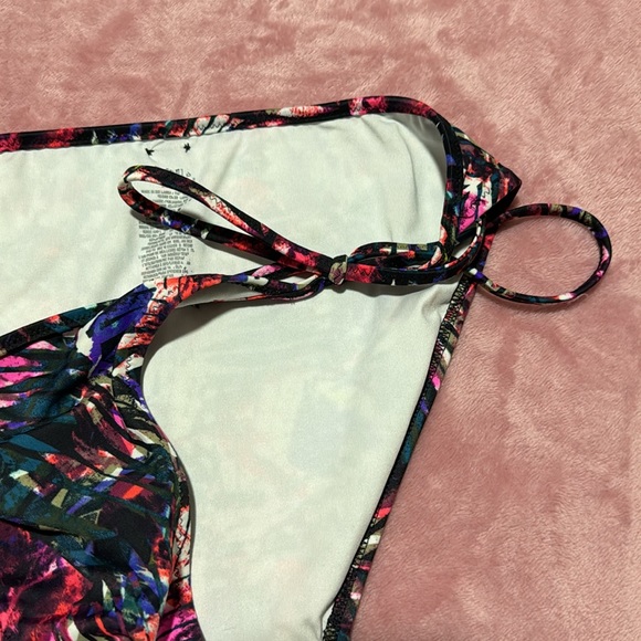 PINK swim set - Picture 7 of 8